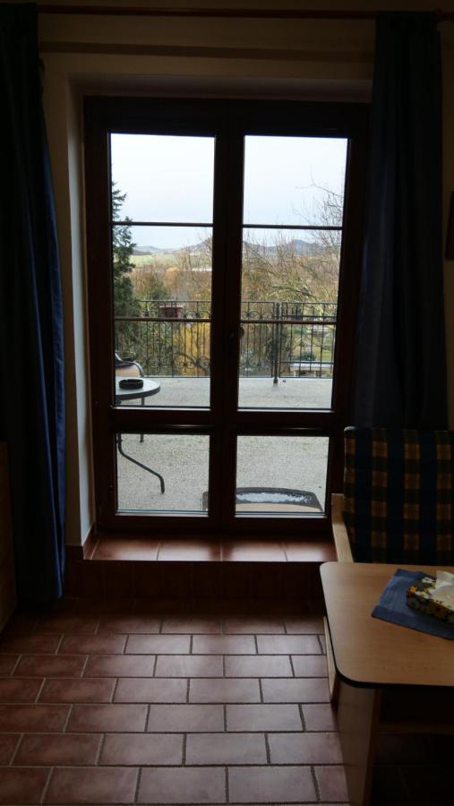 Penzion Na Hradbách Louny Exterior foto